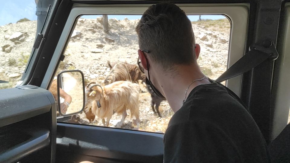 Heraklion: Self-Driving 4X4 Jeep Off-Road Tour with Lunch - The 2024 Dacia Duster 4x4 with A/C: comfort you’ll appreciate