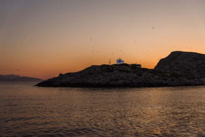 Heraklion: Sunset Sailing Cruise Dia Island with Snorkeling - Catamaran style: shared or private, and what 10–18 people means