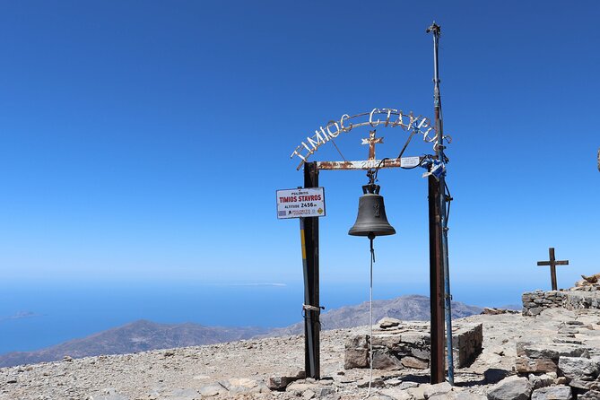 Hiking in Psiloritis Mountain (Ida Mt.) Crete - Practical Packing Tips for a Psiloritis Summit Day