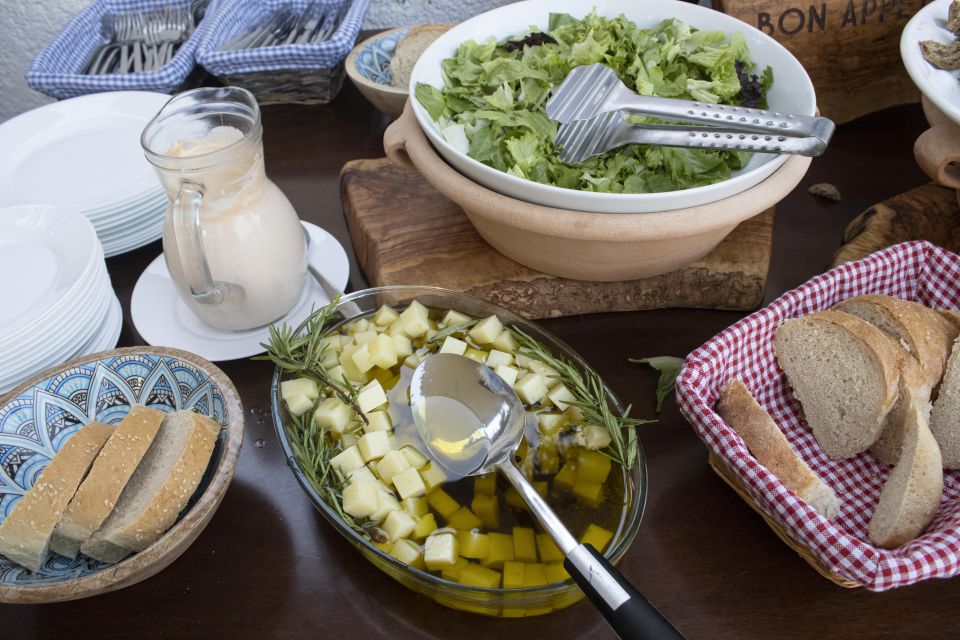 Kissamos: Greek Night with Buffet Dinner and Plate Smashing - Key points before you go