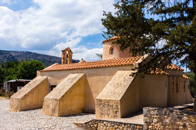 Knossos, Lasithi, Zeus Cave & Olive Mill Farm Combo Tour - Krasi village: plane tree photos and freshwater-spring vibes