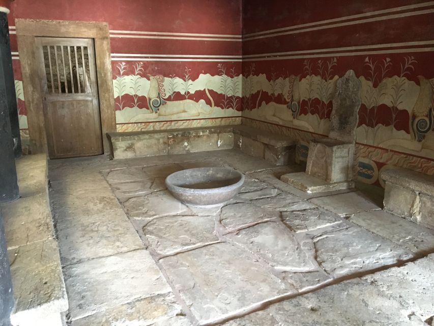 Knossos Palace & Archaeological Museum Private Tour - The Labyrinth story over 5,000 years, from Neolithic to Roman
