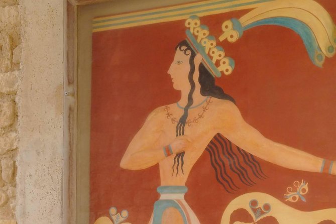 Knossos Palace Guided Walking Tour - Myths and Minoan life: how the guide keeps the story straight