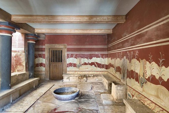 Knossos Palace & Heraklion City Tour - Heraklion City Center: Venetian Corners and Orthodox Landmarks
