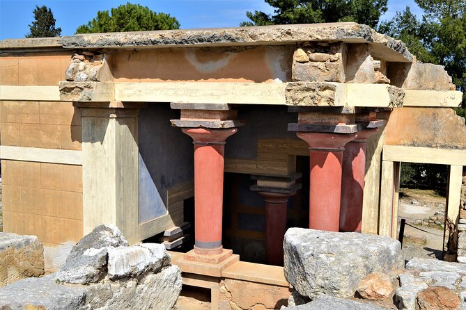 Knossos Palace, Museum & Rethymno city Private Tour from Chania - Heraklion Archaeological Museum: 5,500 years in the right order