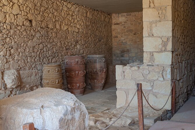 Knossos Palace Private Walking Tour - The Main Court: where the palace starts to feel like a real place