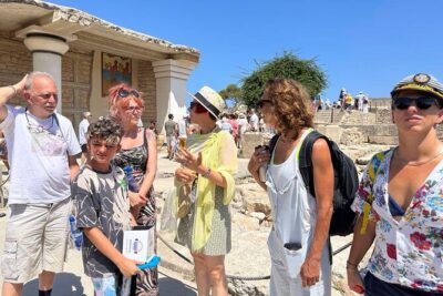 Knossos Palace Tour with Transfer & Skip-the-Line Entry Ticket - Meeting at Capsis Astoria: 10:00 AM and timed entry reality