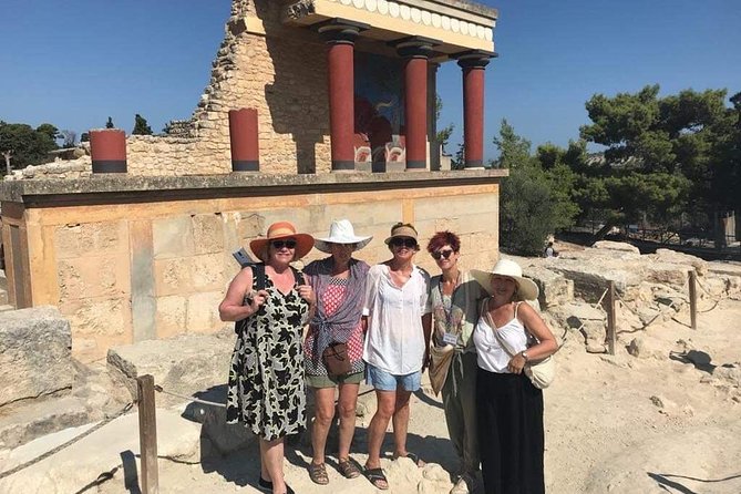 Knossos Private Guide - Unlock the Secrets of the Labyrinth - Pacing and Group Dynamics: A Private Tour That Still Respects Timed Entry