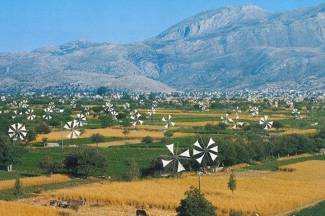 LASSITHI & KNOSSOS CRETE, full day professional guided coach tour - Greek Mythology Park: included entry and a smart way to learn