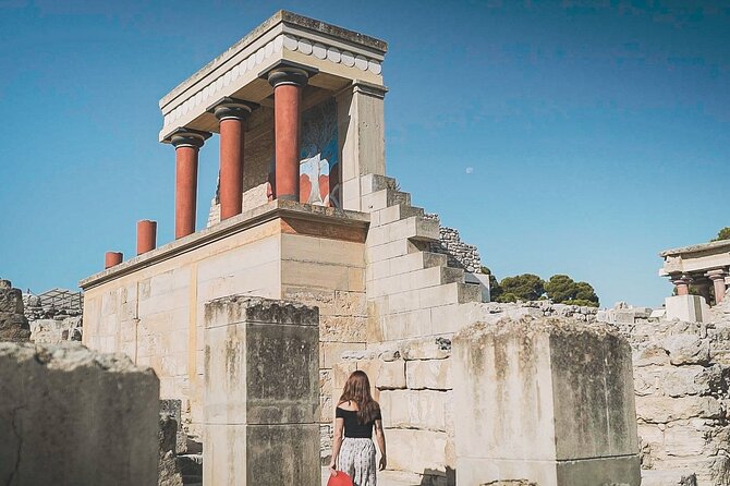 Minoan Crete from 3.000 BC: Knossos Palace & Museum with Wineries from Chania - Heraklion Archaeological Museum: Where the Stories Get Real