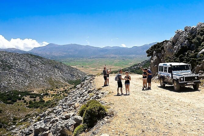Mountains of Crete 4x4 Tour with Taverna Lunch - The bumpy-road reality: motion sickness and seat choice