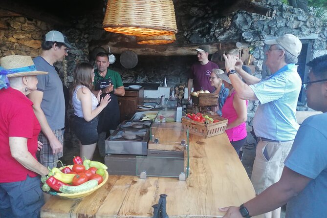 Mythical Escape: Cave of Zeus & Knossos Palace with Lassithi Plateau from Chania - Family Pitarokilis: pottery and a wine tasting that isn’t just a sales stop
