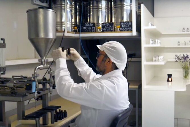 Olive Oil Cosmetic Factory- Spinalonga - Elounda - Agios Nikolaos - Plaka: the seaside warm-up with Mirabello Bay views