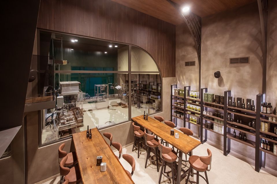 Olive Oil Food Pairing in Crete - Premium samples plus the defective one: the fastest way to learn what to avoid