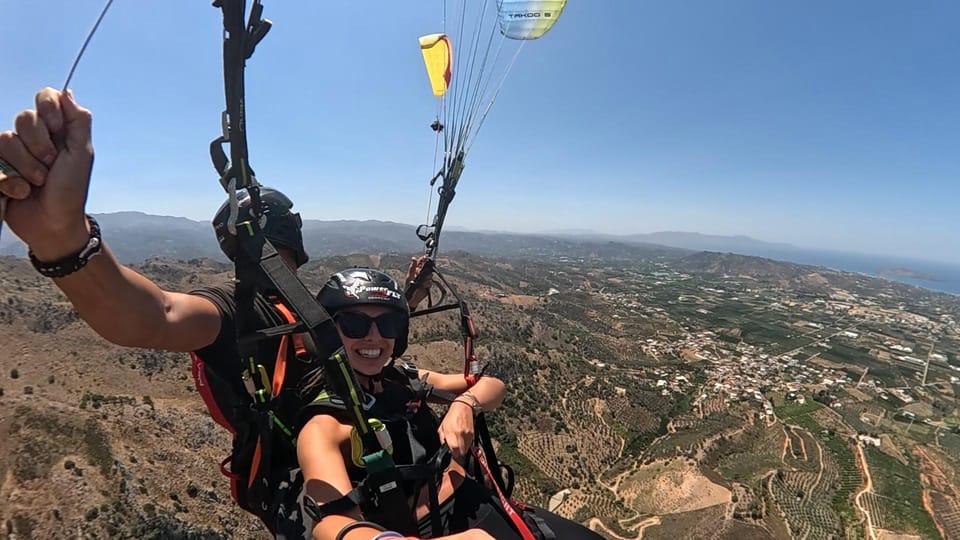 Paragliding in Chania - Watching for Caretta caretta from the air