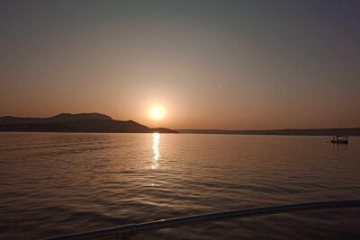 Private Boat Tours in Kalyves and East Coast - The east coast of Chania: coves, islands, and why this routing feels special