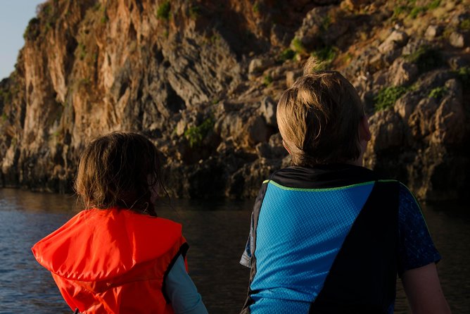 Private boat trip Chania - Thodorou - Lazaretta (price per group-up to 9 people) - Thodorou (Agioi Theodoroi): goats, a guard, and an easy island hour