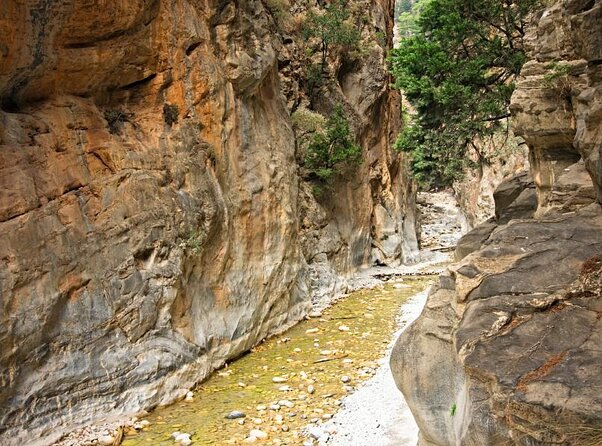 Private: Jeep Safari in 2 Wineries and Samaria Gorge with Lunch - Key highlights to know before you go