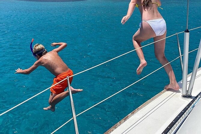 Private luxury Escape Sailing, Snorkel and Lunch Cruise - Sunset on the water: the calm payoff