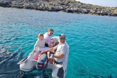 Private luxury Escape Sailing, Snorkel and Lunch Cruise - Lunch on board: Mediterranean comfort with a view