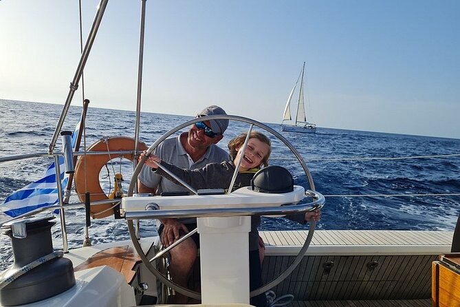 Private luxury Escape Sailing, Snorkel and Lunch Cruise - Motion sickness and comfort: plan smart