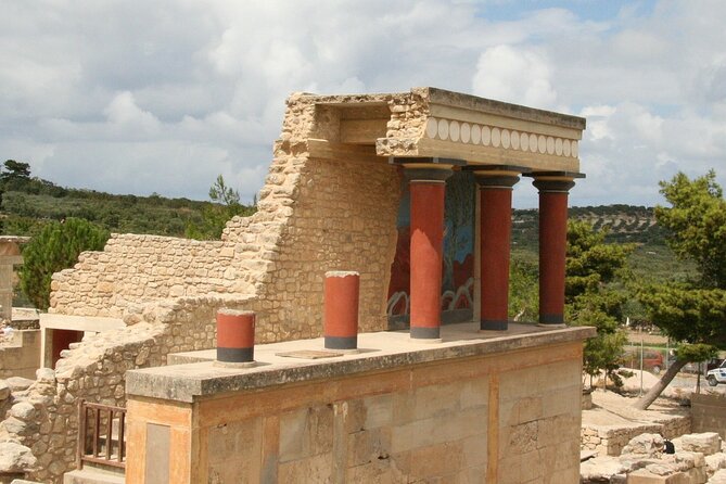 Private Tour Knossos Palace & Archaeological Museum, Crete - Heraklion Archaeological Museum: where the finds get their meaning