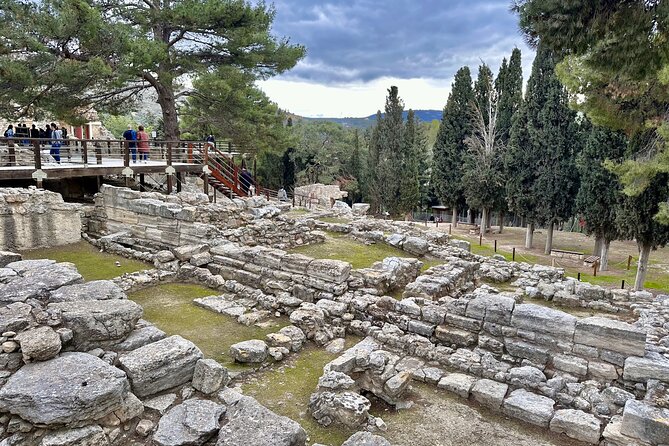 Private Tour of Knossos, Archaeological Museum & Heraklion Town - The Private Car Advantage: Pickup, Air-Conditioning, and Less Stress