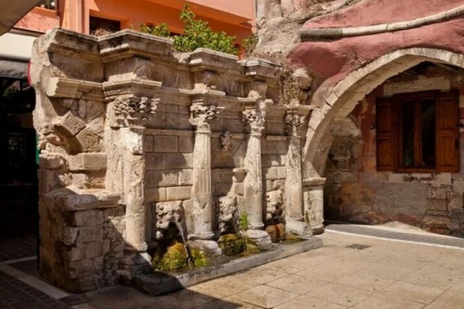 Private Tour West Crete: Chania & Rethymno Town and Kournas Lake - Stop 1: Chania Town and the Venetian Port Without the Rush