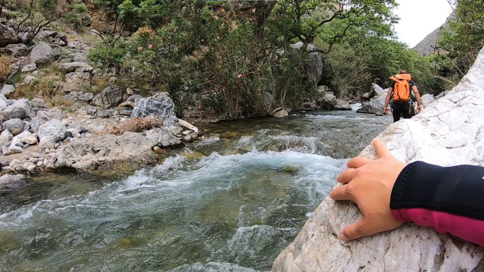 Rethymno: Canyoning Tour in the Kourtaliotiko Gorge - Who this canyoning tour suits best (and who may not love it)