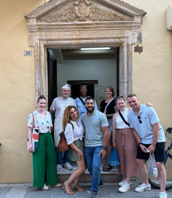 Rethymno Old Town: A Traditional Cretan Food Tour - First Tastings in Old Town: Raki, Snacks, and Getting Your Bearings