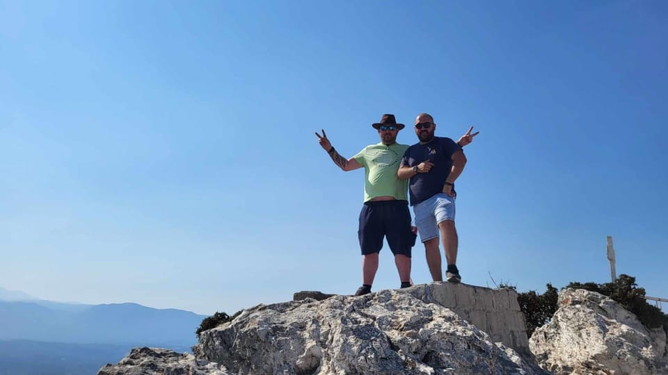 Safari: Juhtas mount,raki and wine distillery,explore crete - Kasteli coffee and Astritsi walks for that village rhythm