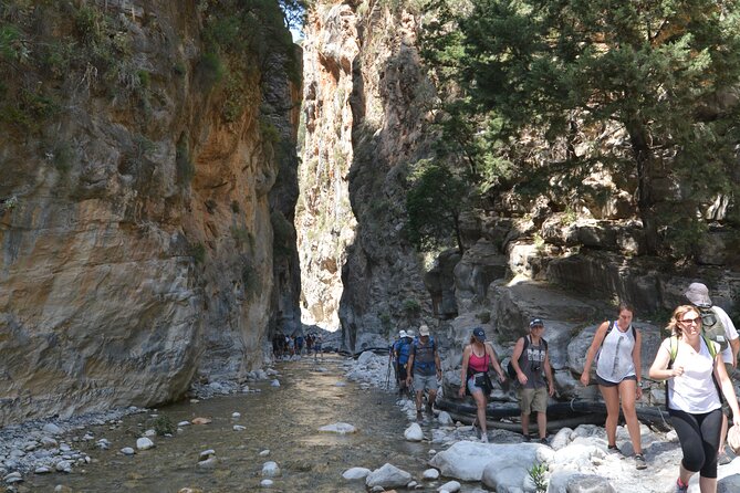 Samaria Gorge Hike - The gorge itself: how to hike it like you want to still enjoy it