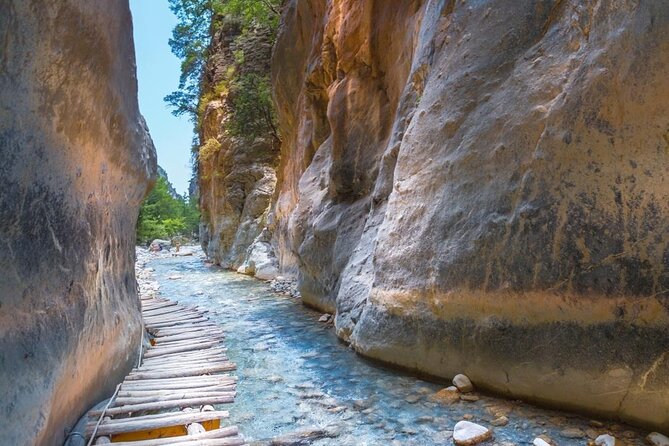 Samaria Gorge Hiking from Chania with Professional Hiking Guide - Getting From Chania To Omalos: The Early Start That Matters