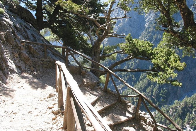 Samaria Gorge Trek: Full-Day Excursion from Heraklion with Guide - Agia Roumeli: Swimming, Lunch, and a Well-Timed Reset