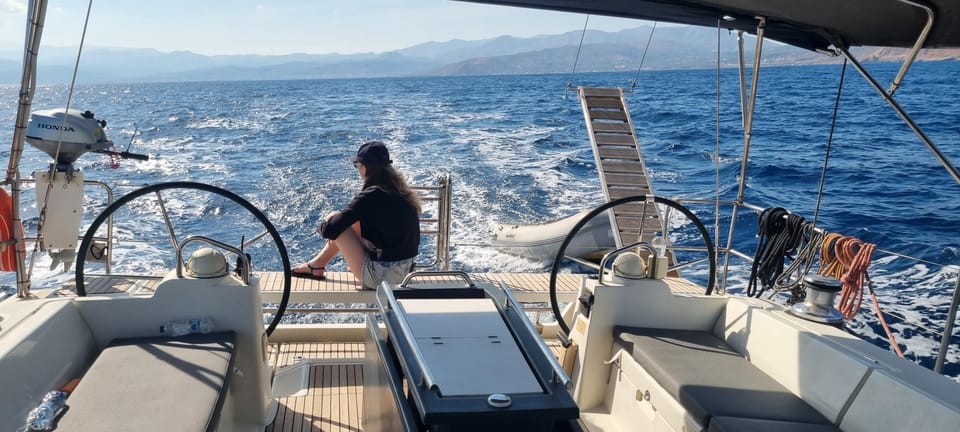 Shared Balos and Gramvousa Sailing Trip with Meal and Drinks - Returning to Kissamos: covered rest beats rushing