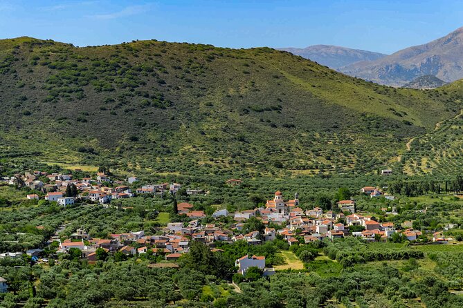Small Group Eastern Crete Heritage Tour for Cruiseships - Why a small-group Eastern Crete day beats the big-bus rush