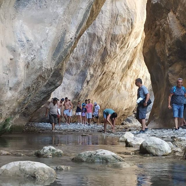 South Crete: Sarakinas Gorge Hike, Swim & Jeep Safari - Kritsa village stop: alleys, photos, and a quick reset