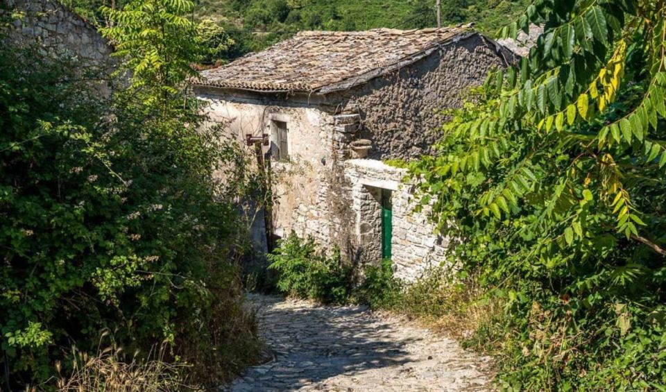Through the Lens of Crete: Knossos, Legends, and Local Life - Should You Book This Knossos to Waterfalls Day?