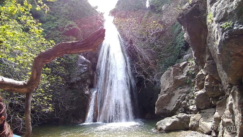 VIP Full-Day Private Tour (See the best with Professionals) - Why this VIP Crete day feels different from a standard tour