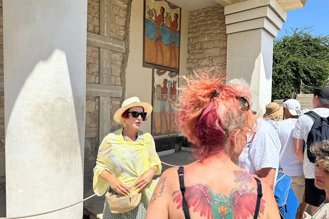 Visit Knossos palace (Tour & Skip-the-Line Ticket) - Where to meet at WeGuide.gr and how to not lose your time slot