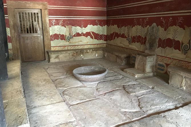 Visit Knossos palace (Tour & Skip-the-Line Ticket) - Should you book this Knossos tour?