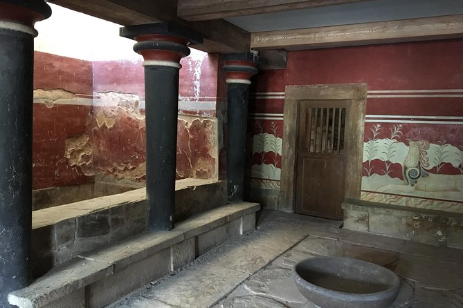 WeGuide Knossos palace - Skip-the-line access at Knossos: what you get in 90 minutes