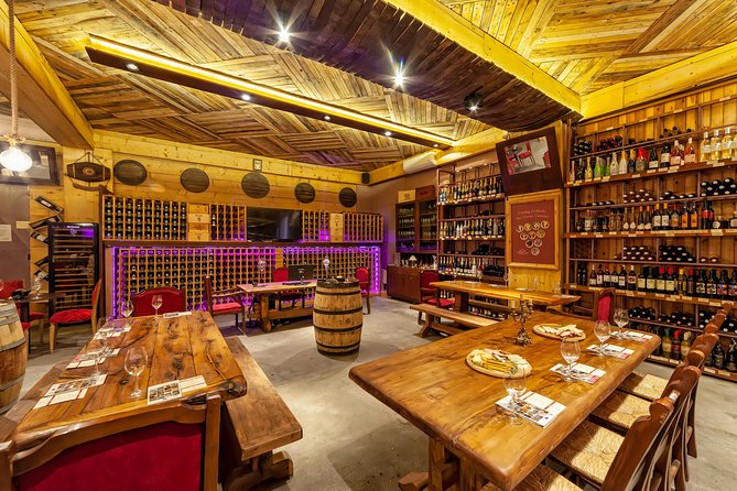 Wine Tasting in Rethymno - How the food pairing keeps the evening enjoyable (and filling)